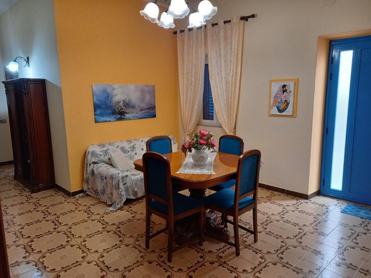 Villa Casa Blu Oltremare à SantʼAntìoco Extérieur photo