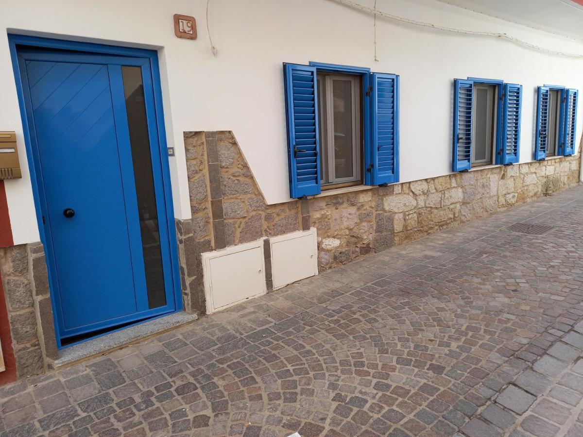 Villa Casa Blu Oltremare à SantʼAntìoco Extérieur photo